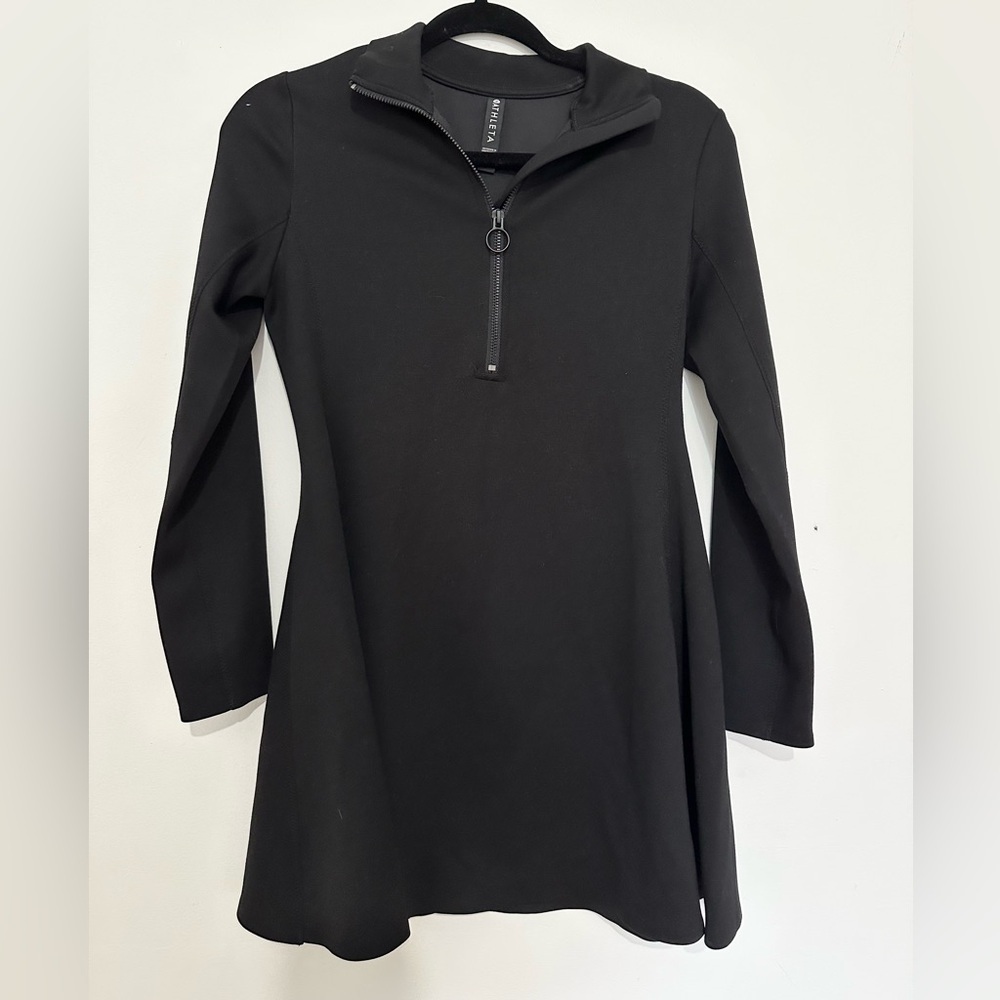 Athleta Deep Drive A Line Dress Size XSP Black Long Sleeve 1/4 Zip Front Travel